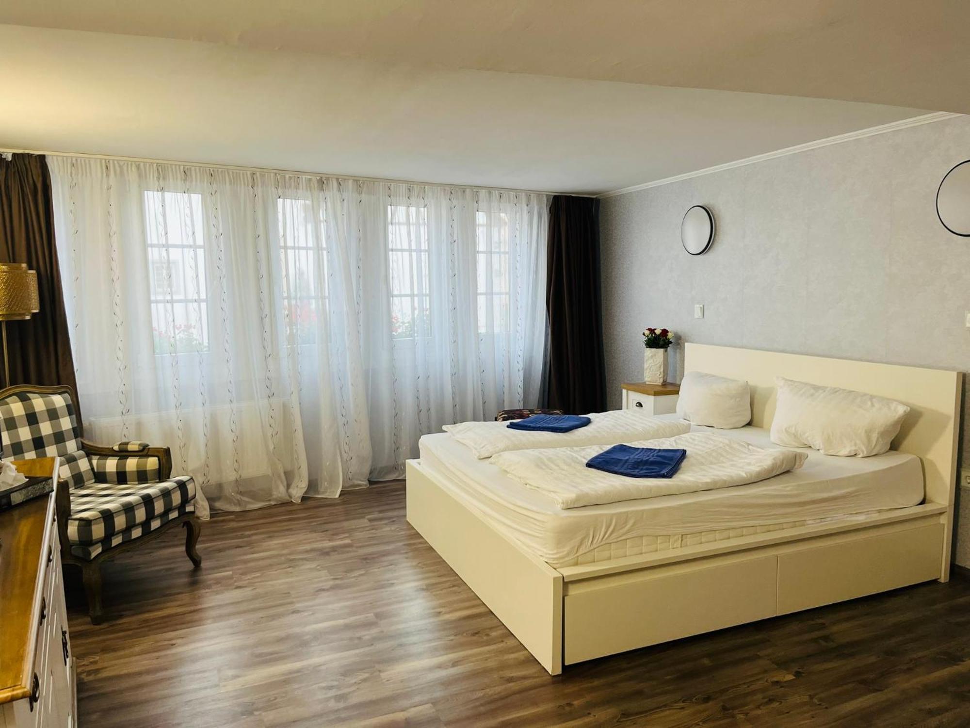 The Burgklause Boutique Hotel Linz am Rhein Extérieur photo