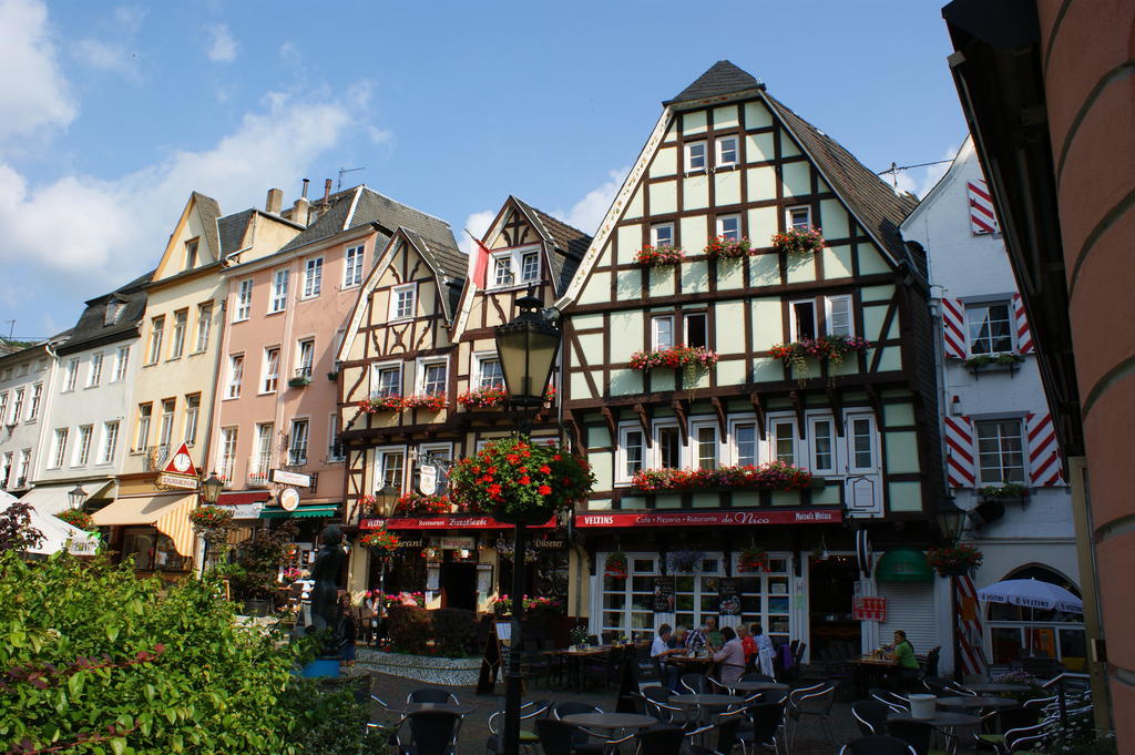 The Burgklause Boutique Hotel Linz am Rhein Extérieur photo